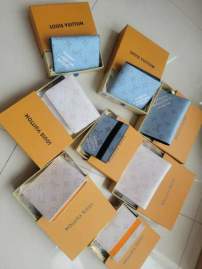 Picture of Louis Vuitton Wallets _SKUfw200540750fw